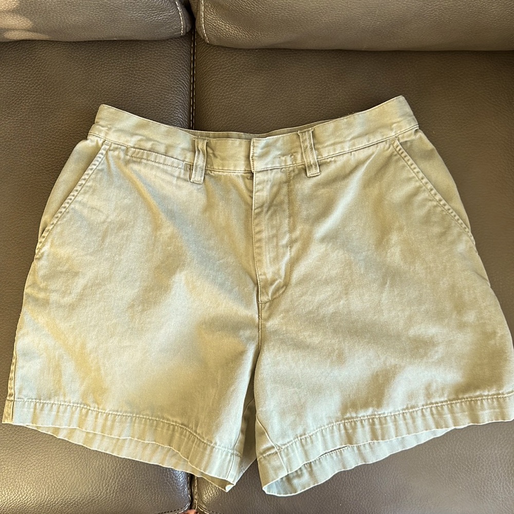 The Limited brand women’s shorts . Sz 6 - available in both Black & Khaki Green.